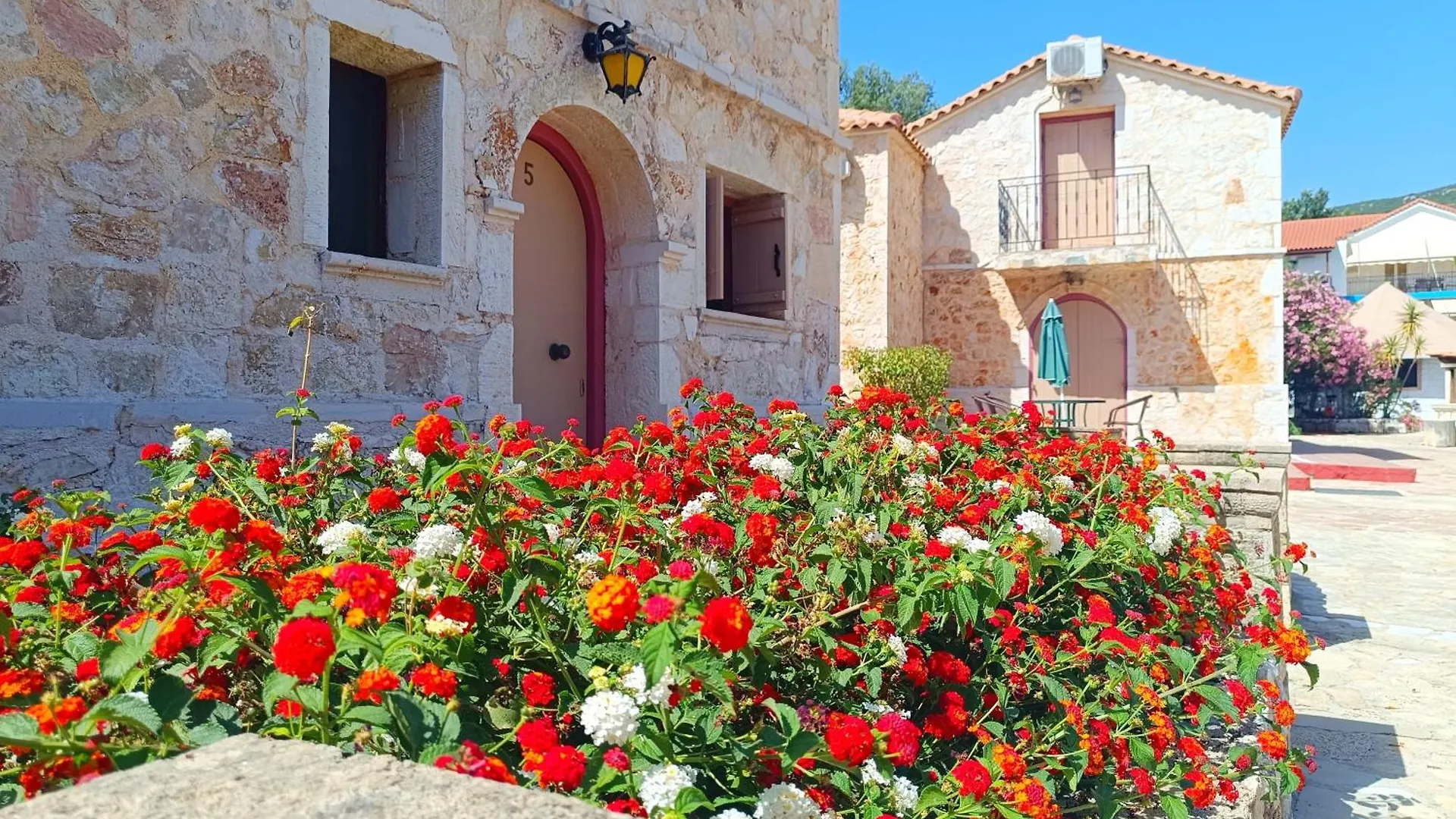 Spasmata Village Stone Maisonette Minia Holiday home